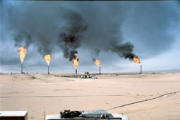    .  . . 
fume. Smoke. Chimneys. Smokestack. Faktory. Photo.
